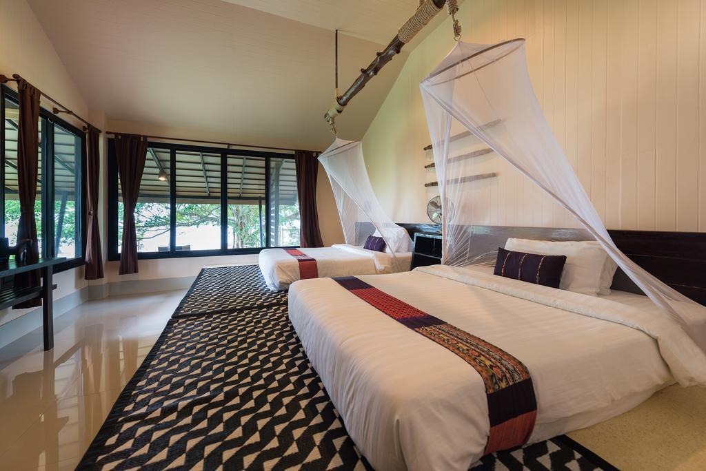 Seavana Koh Mak Beach Resort Room photo